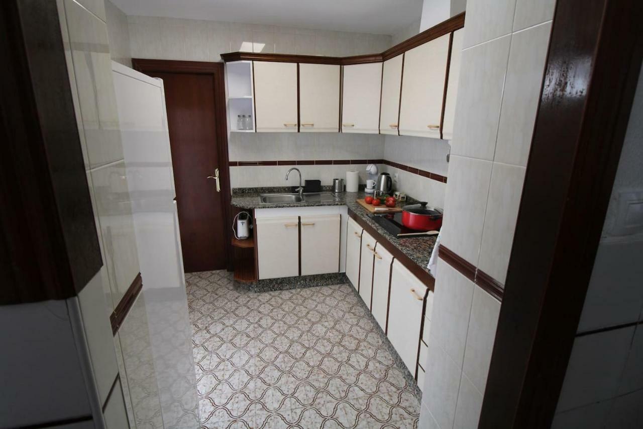 Big Apartment With Unique Patio Near Santa Barbara Castle Alicante Eksteriør bilde
