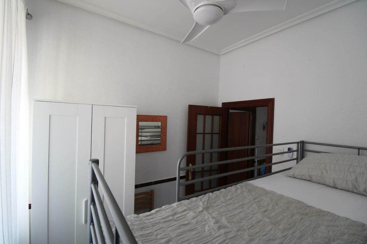 Big Apartment With Unique Patio Near Santa Barbara Castle Alicante Eksteriør bilde